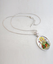 Load image into Gallery viewer, Pearl Saint Patrick Silver Plated Mother of Pearl Necklace Jewelry