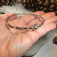 Load image into Gallery viewer, Pure Romance Irish Claddagh Bracelet