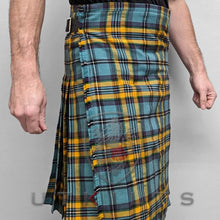 Load image into Gallery viewer, Traditional Kilt – Standard Wool, Continue