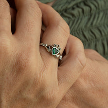 Load image into Gallery viewer, Classic Claddagh™ 18K White Gold Ring