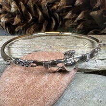 Load image into Gallery viewer, Pure Romance Irish Claddagh Bracelet