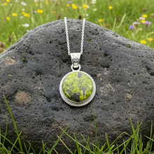 Load image into Gallery viewer, Connemara Marble Irish Round Necklace