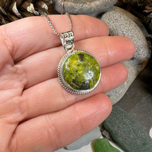 Load image into Gallery viewer, Connemara Marble Irish Round Necklace