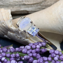 Load image into Gallery viewer, Luna Di Moonstone Ring,