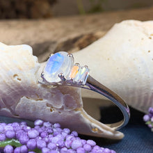 Load image into Gallery viewer, Luna Di Moonstone Ring,