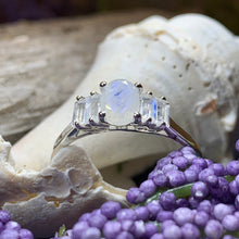 Load image into Gallery viewer, Luna Di Moonstone Ring,