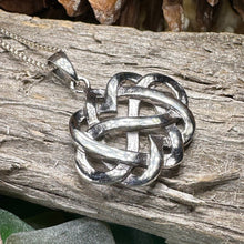 Load image into Gallery viewer, Dilara Celtic Heart Necklace