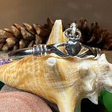 Load image into Gallery viewer, Ballisodare Claddagh Bracelet