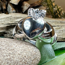 Load image into Gallery viewer, Nobility Claddagh Ring