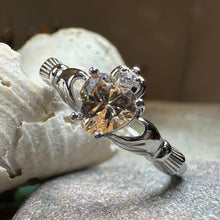 Load image into Gallery viewer, Champagne Toast Claddagh Ring