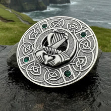 Load image into Gallery viewer, Irish Spirit Celtic Claddagh Plaid Pin