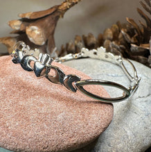 Load image into Gallery viewer, Elegant Irish Claddagh Bracelet