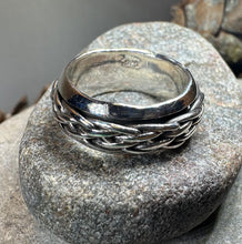 Load image into Gallery viewer, Celtic Spinner Ring