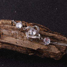 Load image into Gallery viewer, Celtic Knot™ 18K White Gold Bracelet
