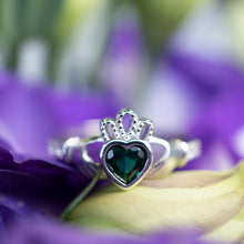 Load image into Gallery viewer, Classic Claddagh™ 18K White Gold Ring

