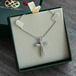 Infinity Cross™ 18K White Gold Pendant
