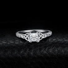 Load image into Gallery viewer, Timeless Triquetra™ 18K White Gold Filigree Ring
