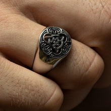 Load image into Gallery viewer, Celtic Knot™ Stainless Steel Men&#39;s Ring
