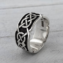 Load image into Gallery viewer, Kells Knotwork Band Sterling Silver Celtic Ring
