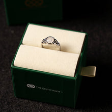 Load image into Gallery viewer, Celtic Mother™ 18K White Gold Moonstone Ring
