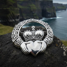 Load image into Gallery viewer, Victorian Irish Claddagh Brooch in Sterling Silver
