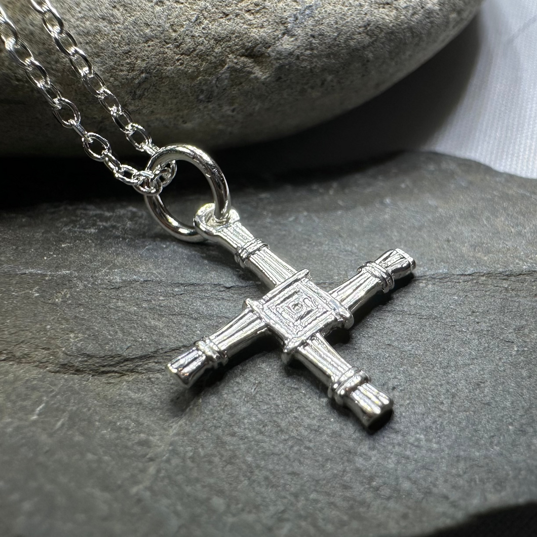 Petite Saint Brigid's Cross