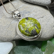 Load image into Gallery viewer, Connemara Marble Irish Round Necklace

