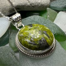 Load image into Gallery viewer, Connemara Marble Irish Round Necklace
