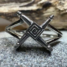 Load image into Gallery viewer, Saint Brigid&#39;s Cross Ring
