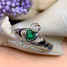 Load image into Gallery viewer, Emerald Meadow Claddagh Ring
