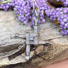 Load image into Gallery viewer, Springtime Saint Brigid&#39;s Cross
