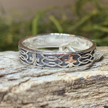 Load image into Gallery viewer, Celtic Cross Ring
