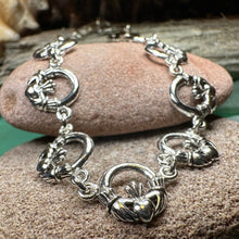 Load image into Gallery viewer, Celtic Claddagh Bracelet

