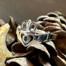 Load image into Gallery viewer, Tallisen Irish Claddagh Ring in Sterling Silver

