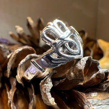 Load image into Gallery viewer, Tallisen Irish Claddagh Ring in Sterling Silver
