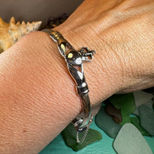 Load image into Gallery viewer, Ballisodare Claddagh Bracelet
