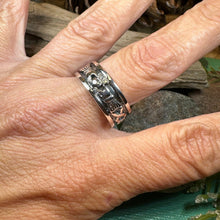 Load image into Gallery viewer, Celtic Claddagh Band Ring
