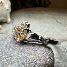 Load image into Gallery viewer, Champagne Toast Claddagh Ring
