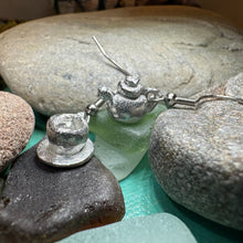 Load image into Gallery viewer, Spot O&#39; Tea Teapot &amp; Cup Earrings
