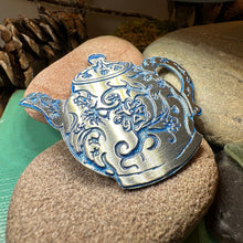 Load image into Gallery viewer, Old Fashioned Teapot Brooch
