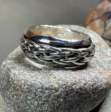 Load image into Gallery viewer, Celtic Spinner Ring
