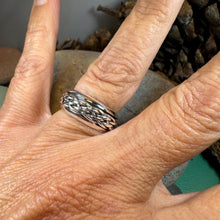 Load image into Gallery viewer, Celtic Spinner Ring
