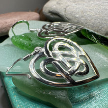 Load image into Gallery viewer, Gràidhear Celtic Heart Earrings
