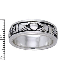Load image into Gallery viewer, Sterling Silver Celtic Claddagh Irish Wedding Band Spin Ring
